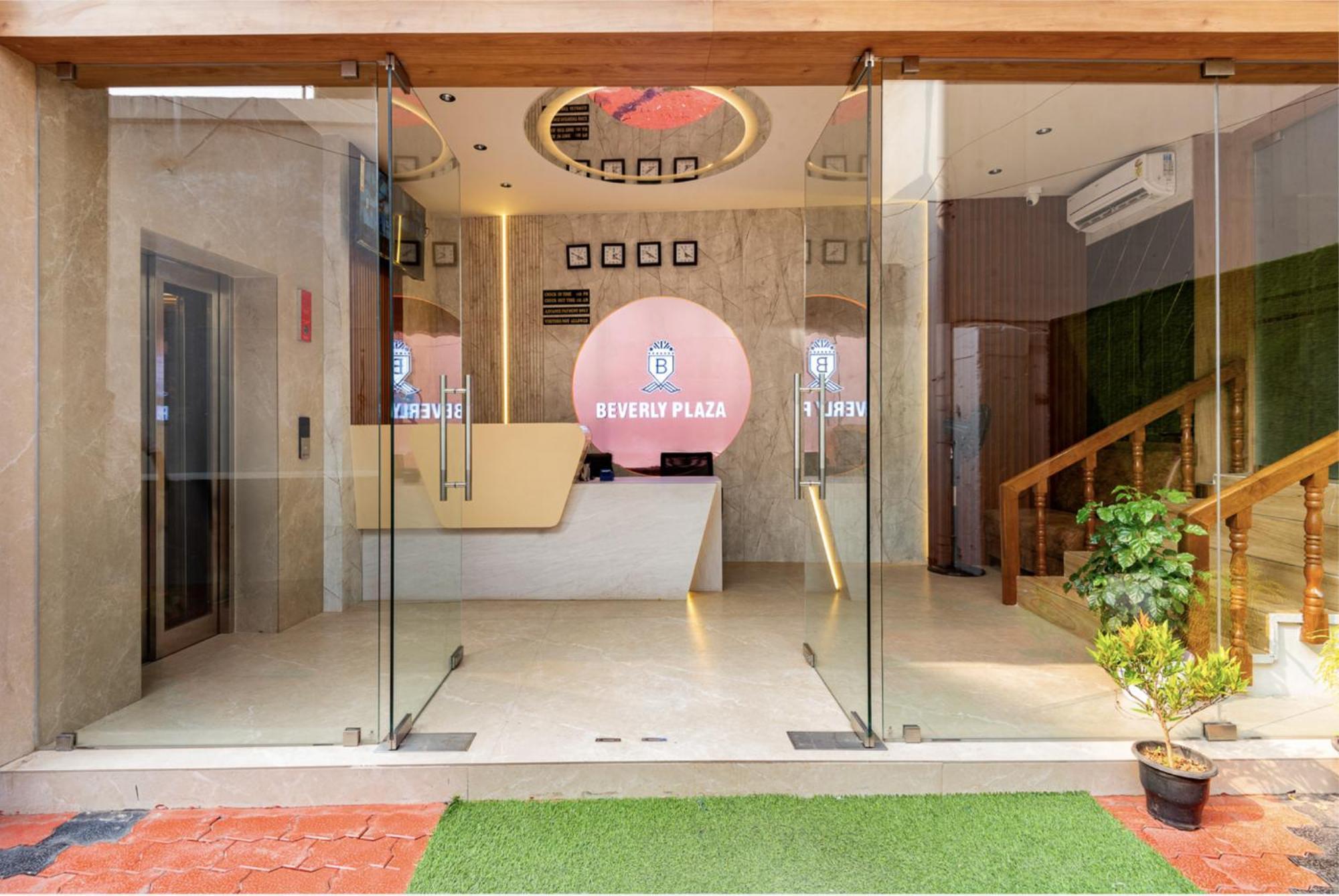 Hotel Beverly Plaza 코지코드 외부 사진
