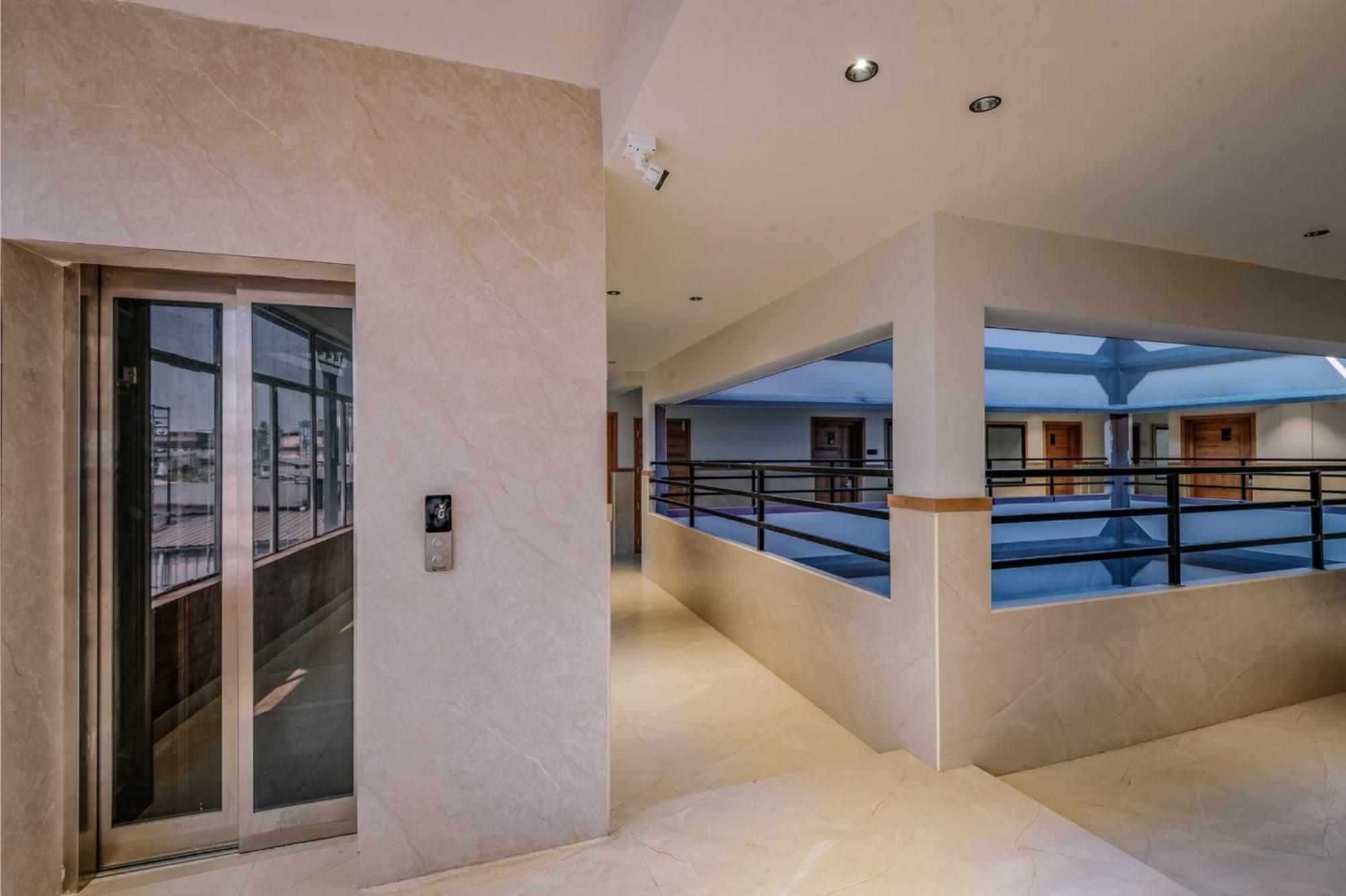 Hotel Beverly Plaza 코지코드 외부 사진