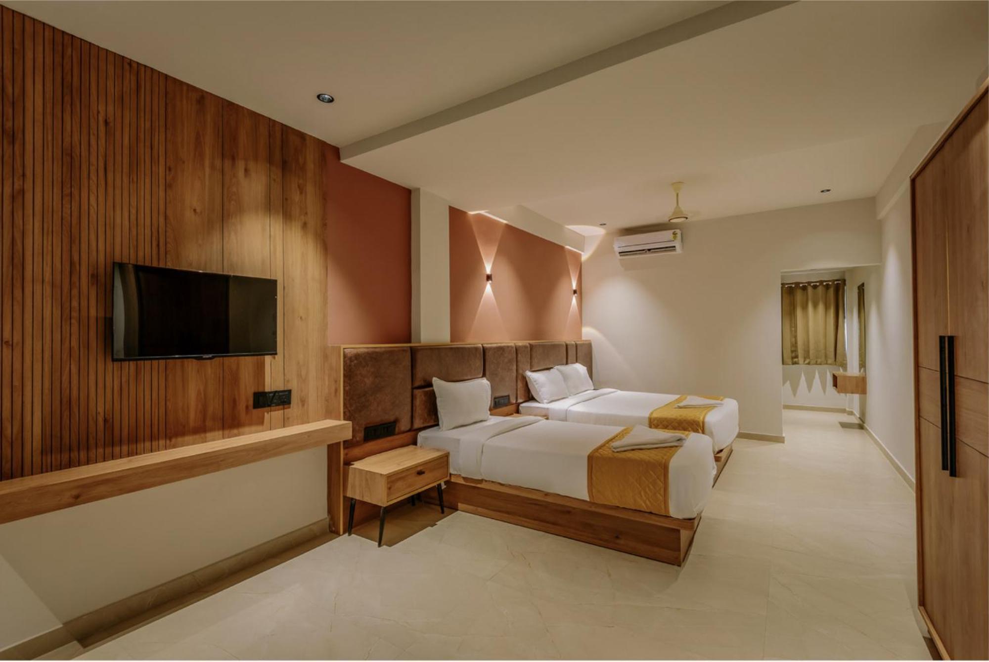 Hotel Beverly Plaza 코지코드 외부 사진