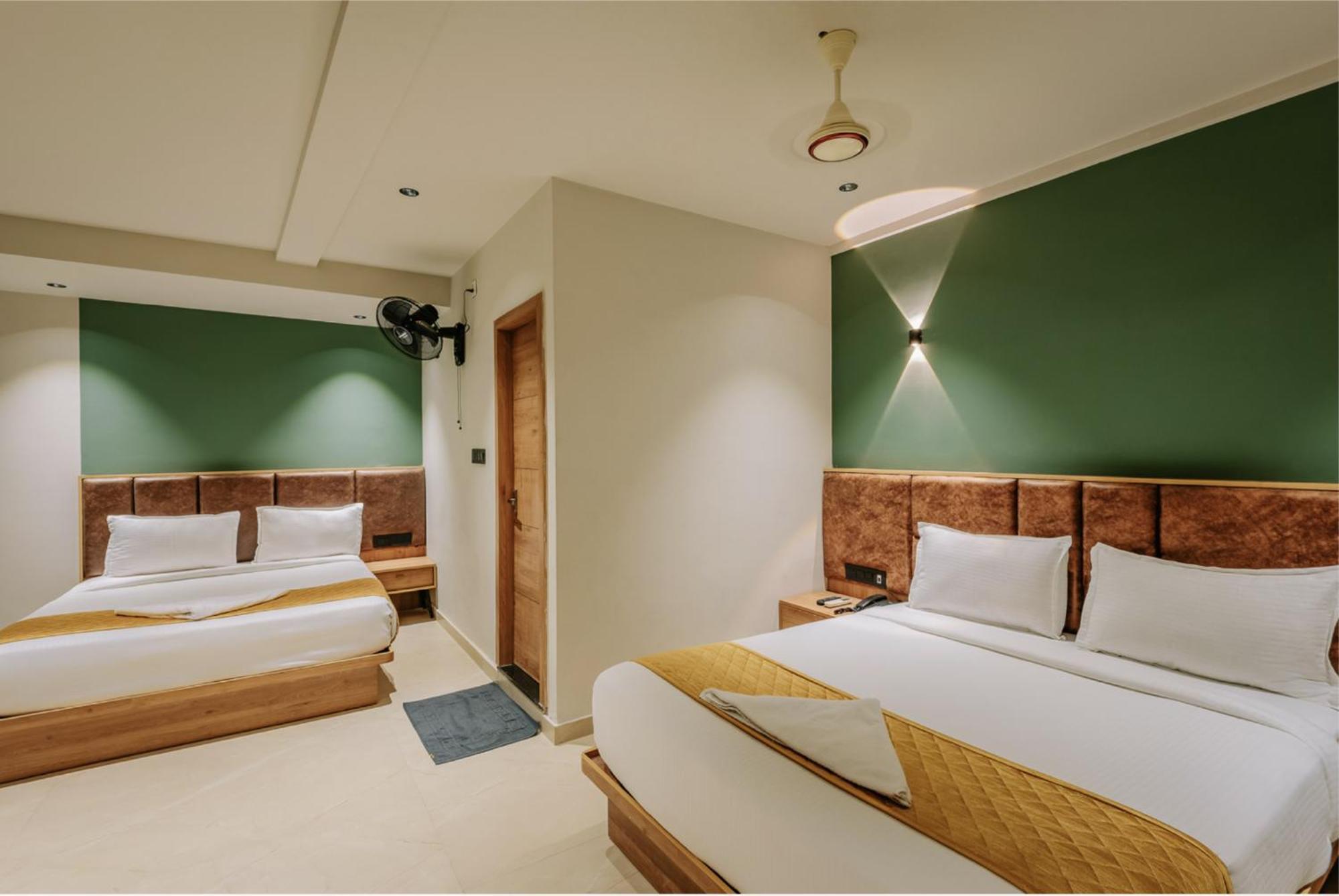 Hotel Beverly Plaza 코지코드 외부 사진
