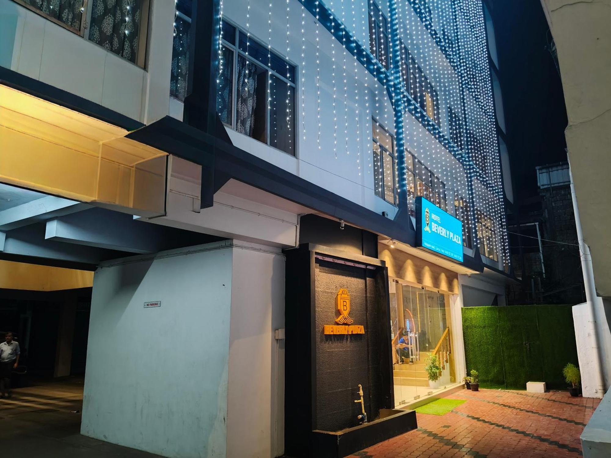 Hotel Beverly Plaza 코지코드 외부 사진