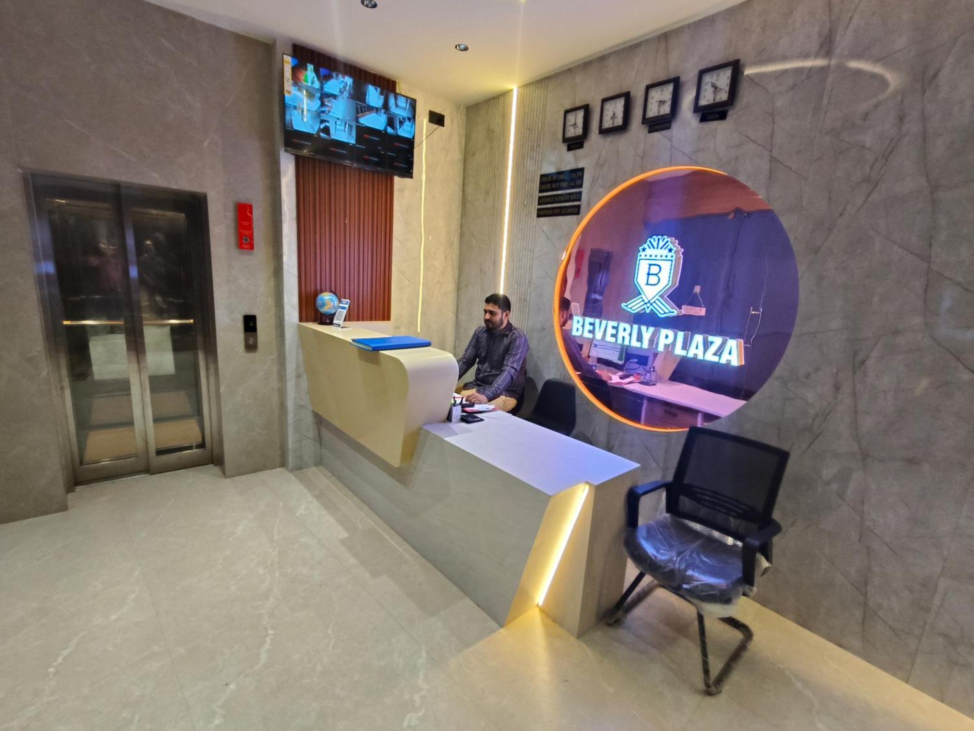 Hotel Beverly Plaza 코지코드 외부 사진